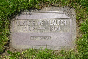 [Footstone - Grace E. Wettlaufer]